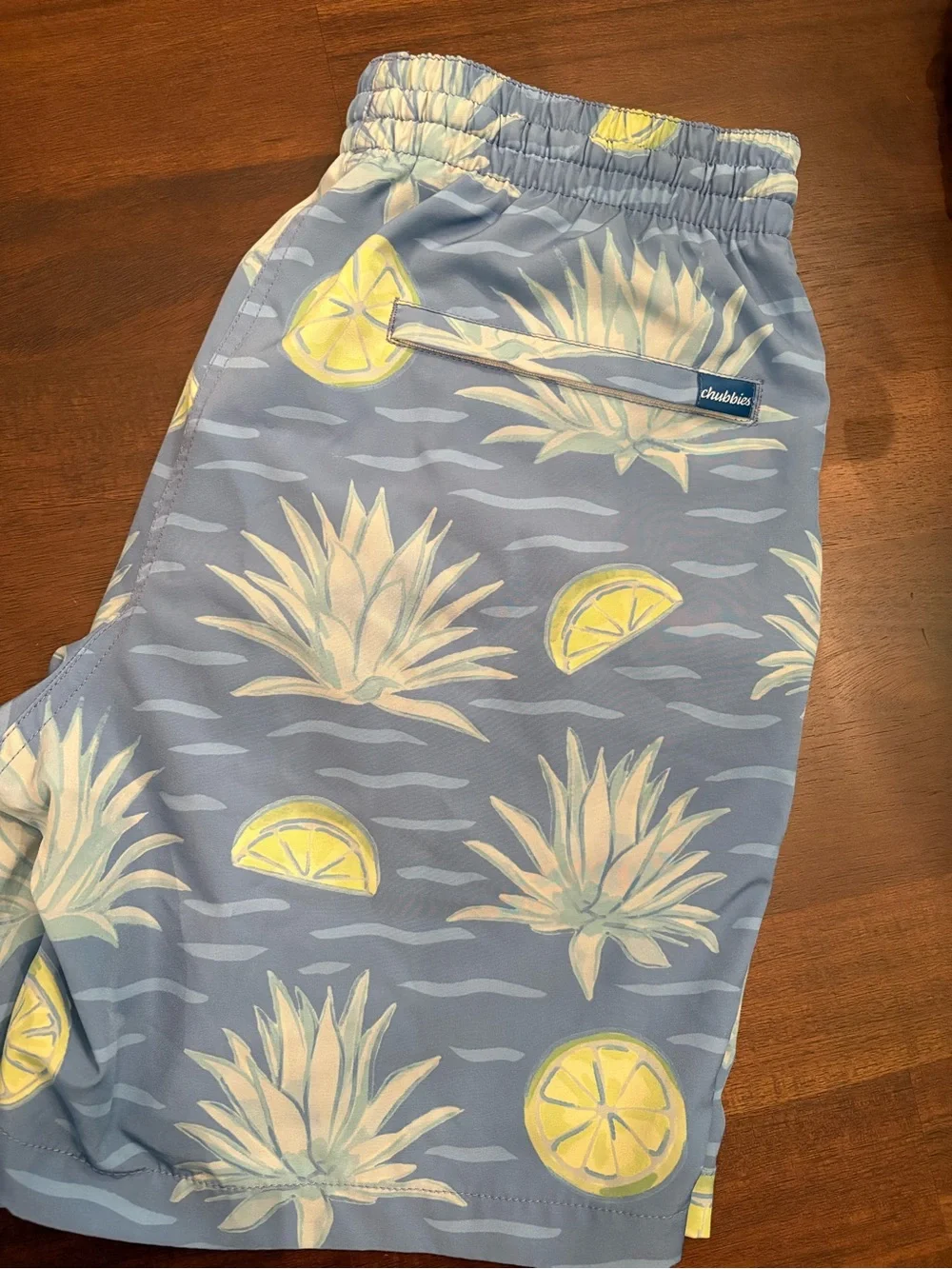Chubbies 7” Men's Blue Agave and Lemon Swim Shorts Trunks Sz M